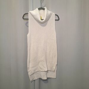 Q Mack Women's Cream/Ivory Sleeveless Cowl Neck Sweater Size M